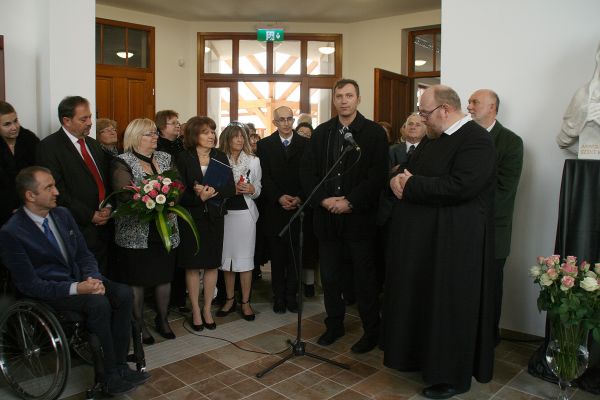 szent-erzsebet-92224735C-0D53-A4B6-DB2D-A505F8443C41.jpg